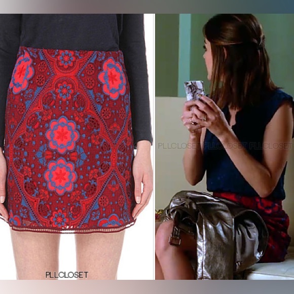 ***AS SEEN ON PRETTY LITTLE LIARS*** Elliatt Floral Set - Picture 3 of 9
